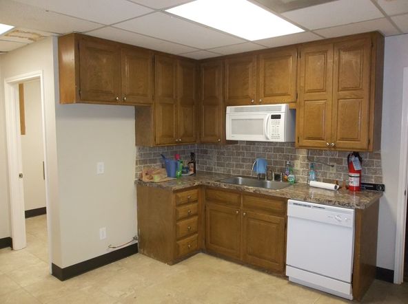 Office Space on 69th & Slide: 5145 69th St, Lubbock, TX 79424